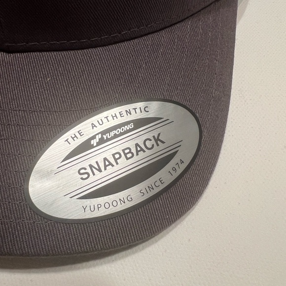 NWT Columbia PFG One Size FIt's All Gray/Gray Trucker Hat 🐟🐟 (D1) - Picture 2 of 6